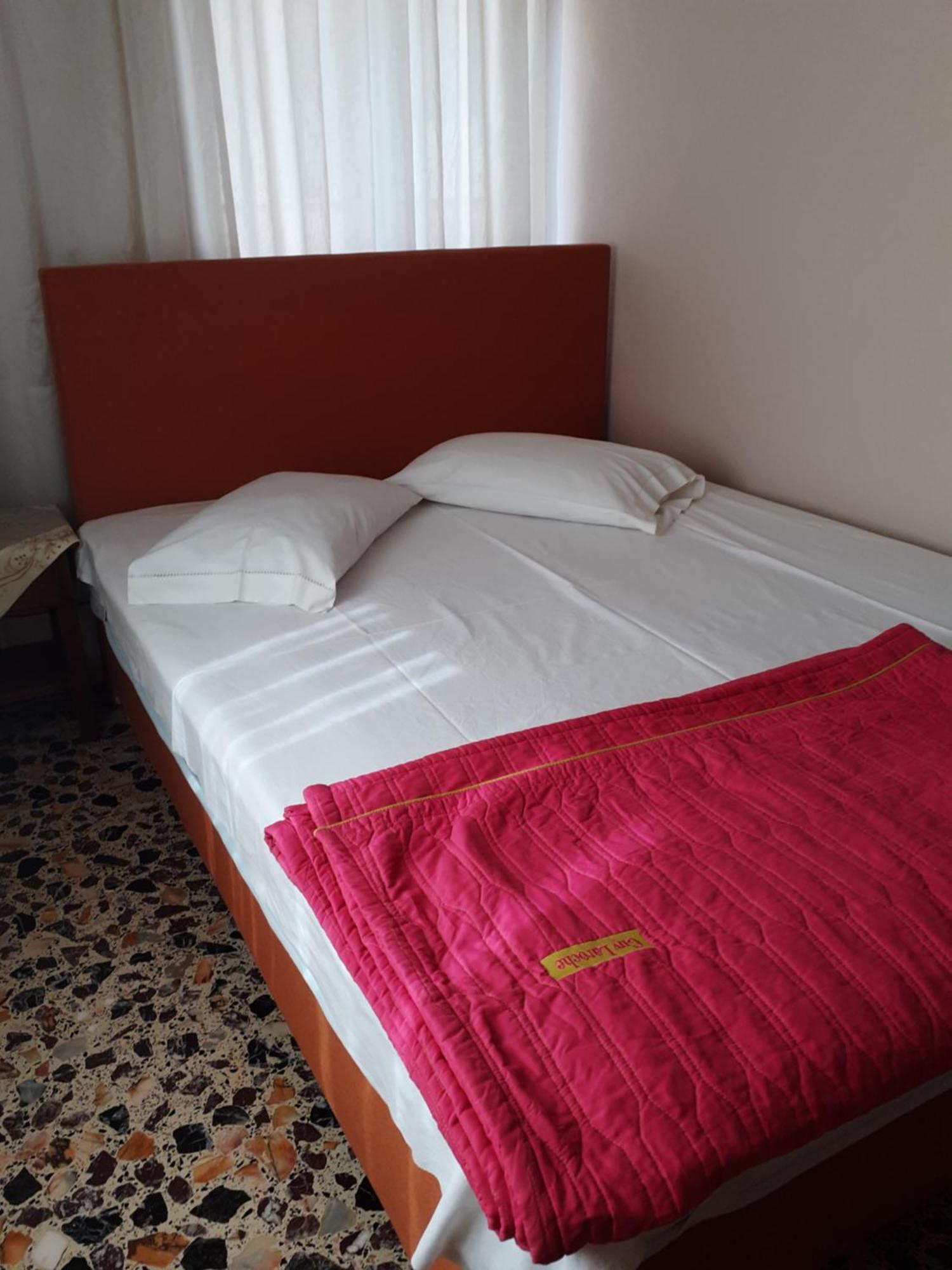 Thalia'S Garden Mytilene Exterior foto